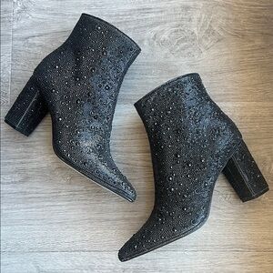 NWOT Betsey Johnson Cady Black Rhinestone Block Heeled Booties Size 7.5